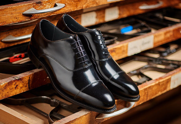 Winsford - A mens oxford shoe by Barker.