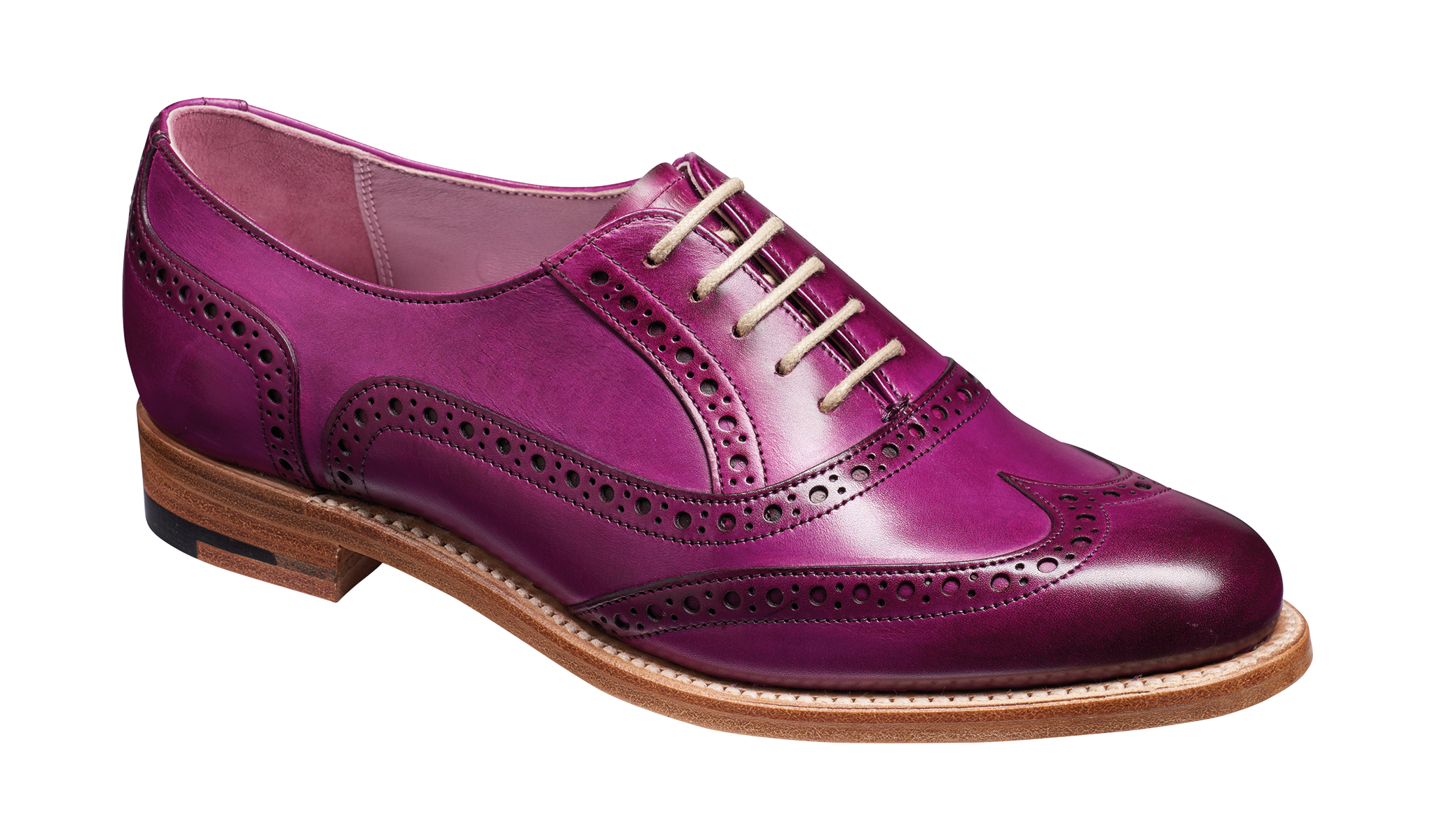Ladies heeled top brogue shoes